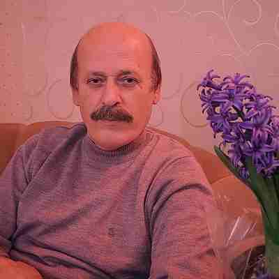 دانلود آهنگ محمد عذرخواه لالا بخوس عزیز پسر آرام تی چشمان دبد Mohammad Ozrkhah Azize Pesar دانلود آهنگ محمد عذرخواه لالا بخوس عزیز پسر آرام تی چشمان دبد