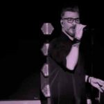 دانلود آهنگ بزن تار که امشب باز دلم از دنیا گرفته دانلود آهنگ بزن تار که امشب باز دلم از دنیا گرفته