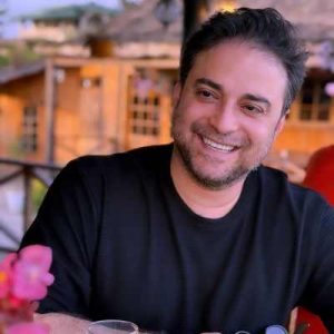 دانلود آهنگ بابک جهانبخش واروونه
