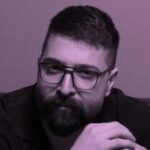 دانلود آهنگ مینشینم با تو و دورت حصار میکشم